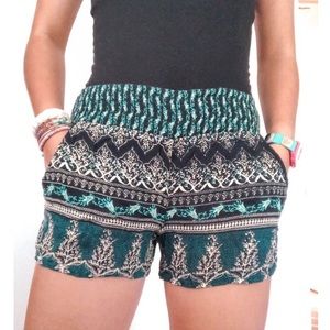 American Rag fun shorts